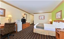 Americas Best Value Inn Vacaville Room - One King Room 